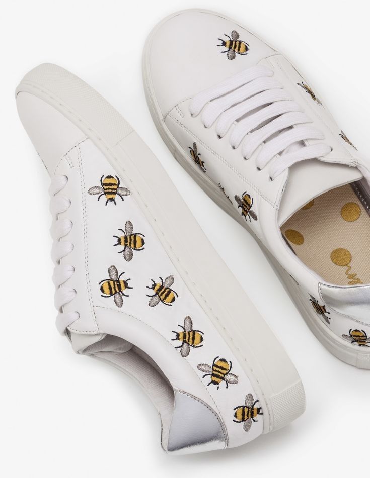 White Bee Sneakers